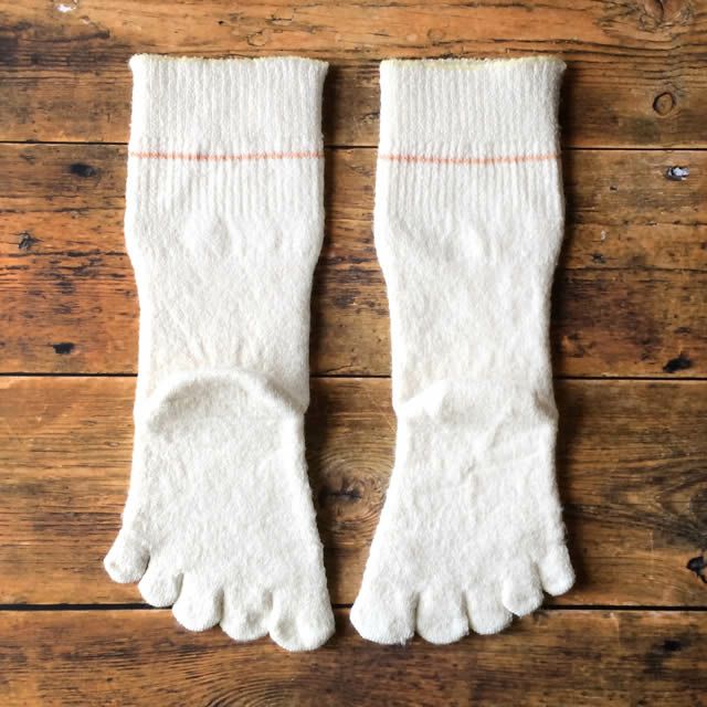 大法紡績スーパークワトロ〔シルク&ウール〕4層五本指靴下【メール便可】