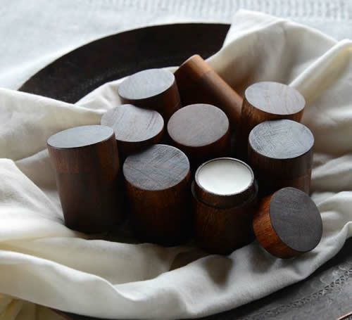 ナイアードビーワックス〔蜜ろう〕リップクリーム10ml※メール便不可