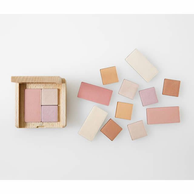 ルアモナチュラルマルチハイライターシャンパン2.8g【メール便可】