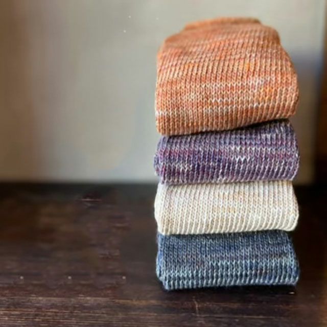 mokono日々のクネクネくつ下色合わせWoolくつ下22-26cm【メール便可】